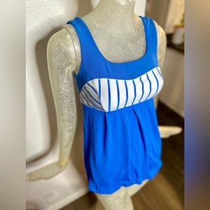 Lululemon Athletica Women’s Blue/White Racerback Tank Top. Size 6